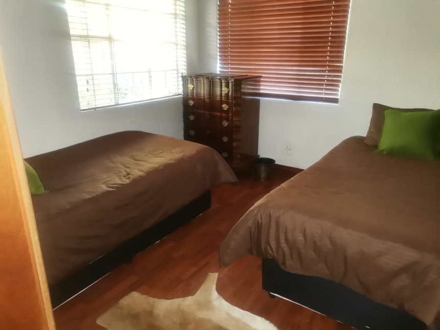 5 Bedroom Property for Sale in Deneysville Free State